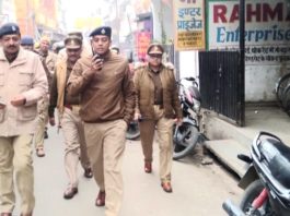 प्लीज! अफवाहों पर ध्यान मत दीजिए। हम आप के साथ हैं।