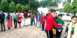 गोरखपुर महोत्सव में विशेष कौशल दिखाएंगे दिव्यांग बच्चे, अलग-अलग कैम्प में सीआरसी करा रहा तैयारी