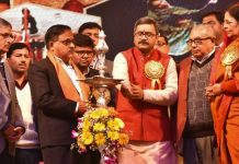 गोरखपुर महोत्सव का भव्य आगाज़: पर्यटन मंत्री ने किया इनॉगरेशन