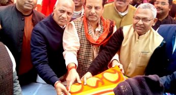 गरीबों की सेवा ही पूर्वजों को हमारी सच्ची श्रद्धांजलि: डा.धर्मेन्द्र सिंह