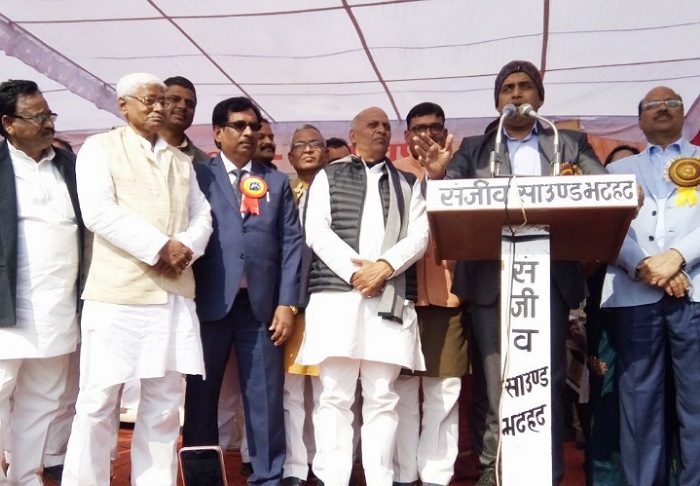 सांसद रवि किशन की सलाह: सिरदर्द हो बुखार, उपचार के लिए जाएं सिर्फ सरकारी अस्पताल