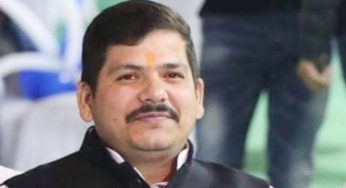 सपनों की ईंट सजाएंगे पवन सिंह, 11 परिवारों को देंगे एक-एक लाख की मदद