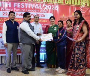 प्रतिभाओं को मिला सम्मान। 