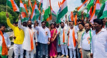 तिरंगे के रंग में रंगा चौरीचौरा, विधायक सरवन निषाद की अगुवाई में उमड़े लोग