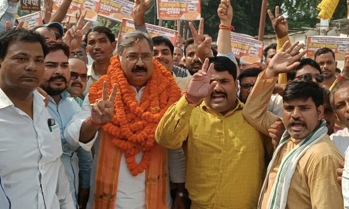 गोरखपुर-फैजाबाद शिक्षक निर्वाचन: डॉ. संजयन त्रिपाठी और सत्य पाल सिंह ने दाखिल किया नामांकन, 54,301 मतदाता करेंगे मतदान